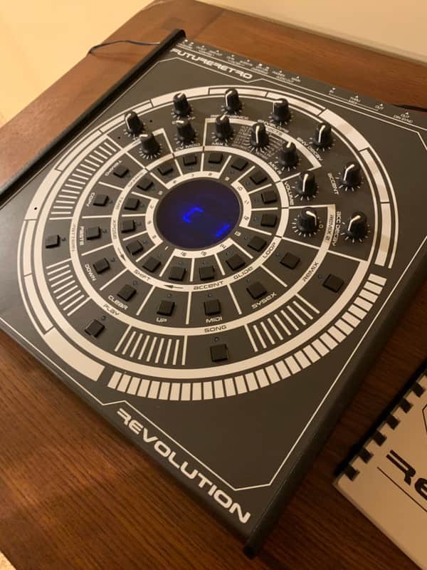 Future Retro Revolution R2 MK2 TB-303 Analog Synthesizer Gray | Reverb