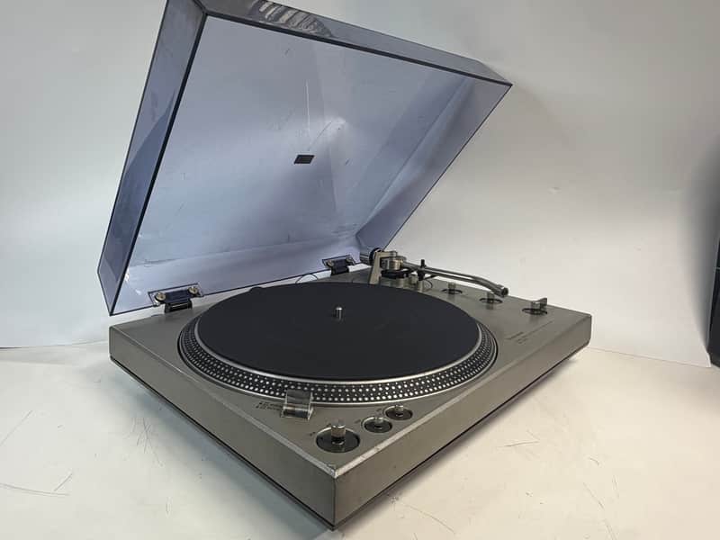 Technics SL-1300 Automatic Direct Drive Turntable DeoxIT Serviced 100V