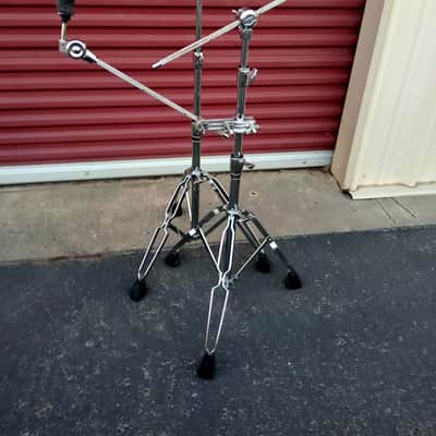 Pearl 2 stands grabber arm BC830 Uni-Lock Double Braced Convertible Boom Cymbal Stand 2010s - Chrome image 1