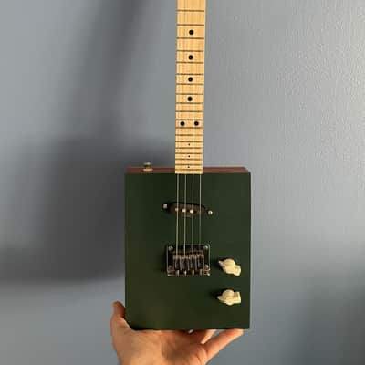 Taconic #221 String Electric Cigar Box Mandolin - Padron Damaso - Sherwood Green - Video image 4