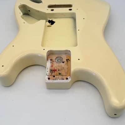 Fender 40th Anniversary American Standard Stratocaster with Maple Fretboard 1994 - Arctic White image 15