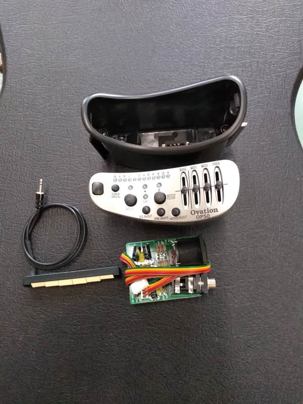Ovation OP 50 プリアンプ オベーション Ovation OP50 Preamp and Ovation Transducer Pickup with Stereo