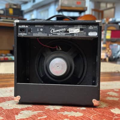 Fender Champion 40 1x12 Combo image 2