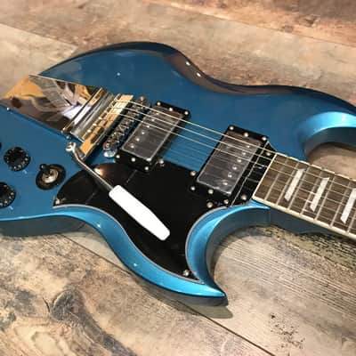 Vintage VS6 Reissue in Gun Hill Blue, Vibrola trem image 4