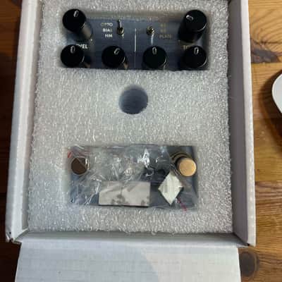 Fender Tre-Verb Tremolo/Reverb 2019 - Present - Blue image 3