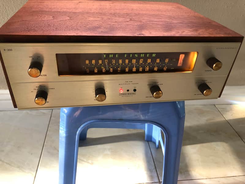 Used Fisher 200 for Sale | HifiShark.com