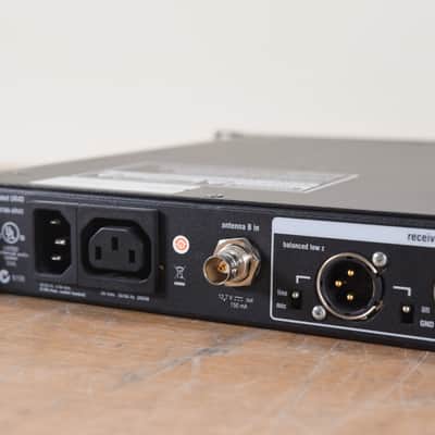 Shure UR4D Dual Wireless Receiver - J5 Band 578-638 MHz (church owned) CG00L1R image 9