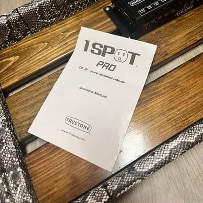 Doomboard Pedalboard - Python Snakeskin Tolex - with 1 Spot Pro power supply image 13