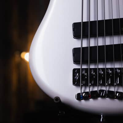 Warwick Thumb BO 6 White Pearl 2015 image 8