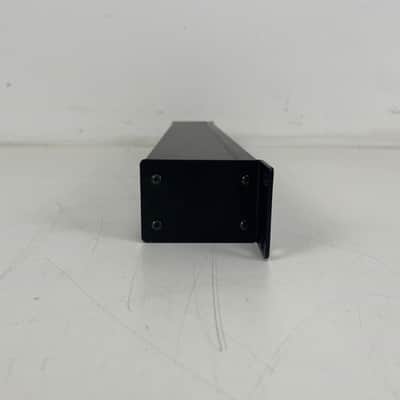 The T.Racks - Eight - Microphone Splitter image 3