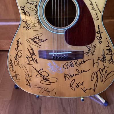 Signed Yamaha FG 200 -T Emmanuel, S Landreth, A Lee & 20 More image 5