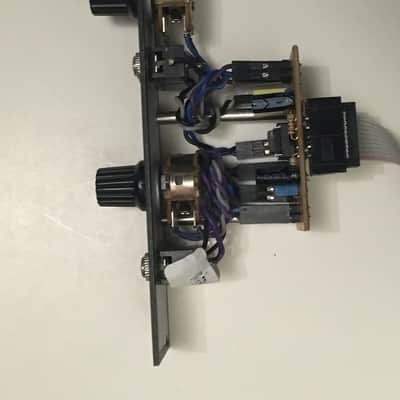 EMW 200 Filters Black image 3