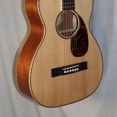 Larrivee Select Series P-05 Mahogany Parlor Acoustic Guitar with case NEW image 8
