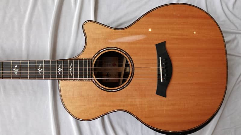 Taylor 914CE