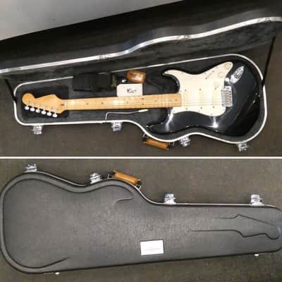 FENDER Stratocaster American Deluxe 1995 - Black - USA image 14