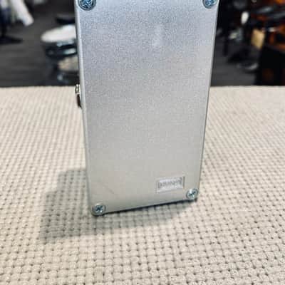 MXR M75 Super Badass Distortion - Silver image 4