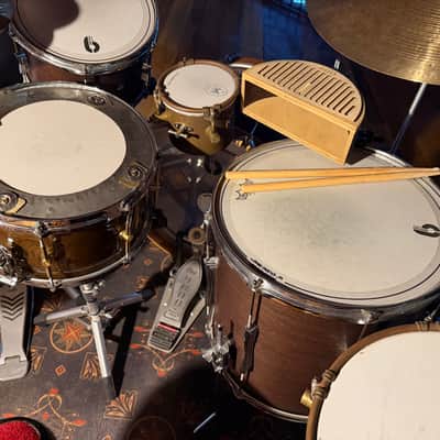 British Drum Company Lounge Series 12/16/22" 3pc Mahogany / Birch Shell Pack - Kensington Crown image 6