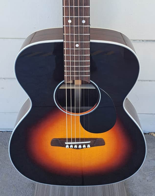 LPD Guitars OM