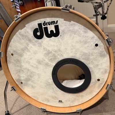 DW Design Series Frequent Flyer 12/14/20/5x14" 4pc Shell Pac with additional 8” tom 2014 - Present - Tobacco Burst image 4