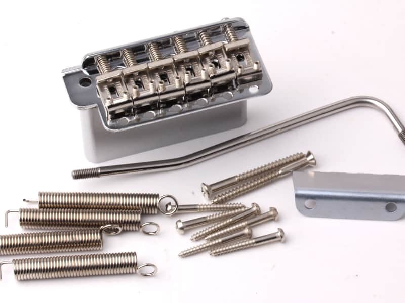 Pre-CBS 60's Tremolo Vintagecorrect, Pat. Pend.Saddles,  Made in UK image 1