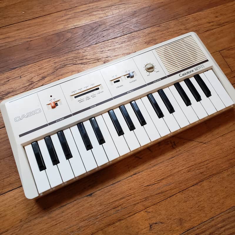 【美品】カシオ CASIOTONE MT-11 ミニキーボード RARE Vintage Casio Casiotone MT-11 1980s Analog Synthesizer