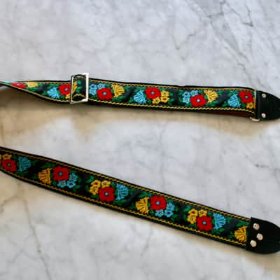 Tom's Vintage Straps Dahlia 2022 - Black image 3
