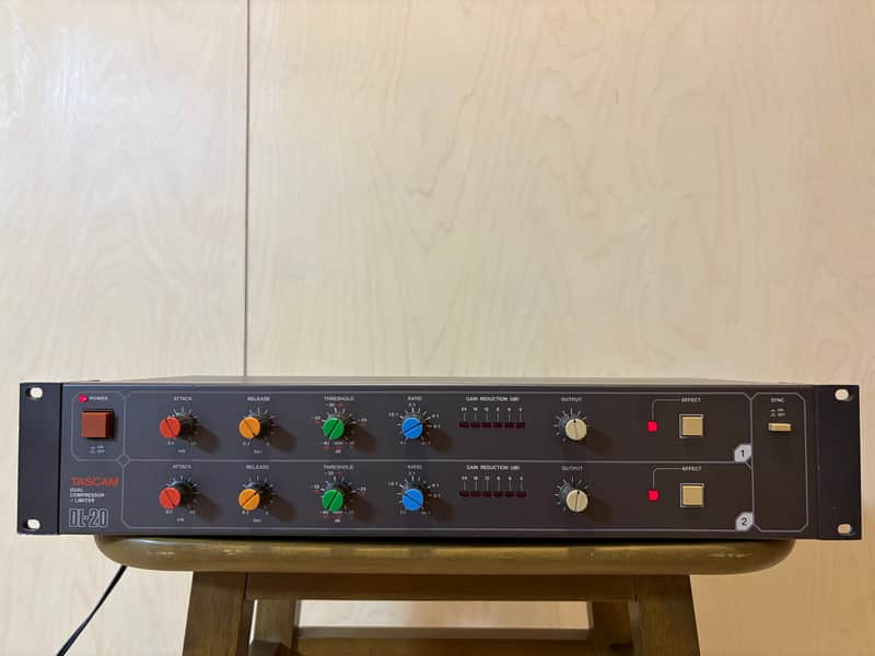 TASCAM DL-20 Vintage VCA Dual Compressor / Limiter ! image 1