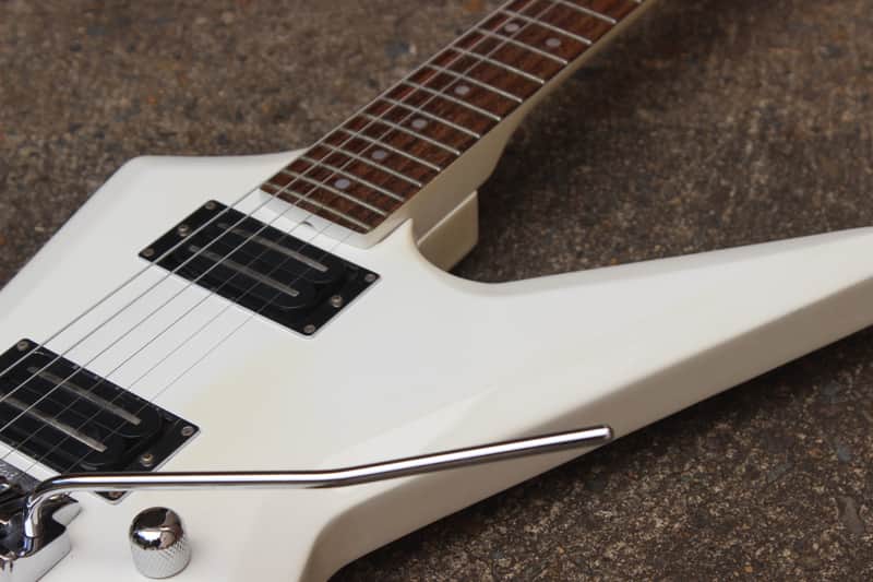 TOKAI SUPER EDITION ホワイト NGD: Tokai Super Edition F-65 “star” guitar. ASWR All Snow White R