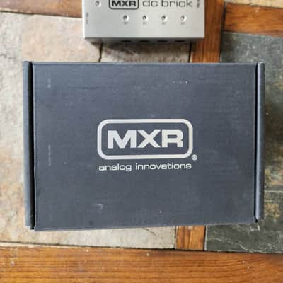 MXR DC Brick pedal power supply image 1