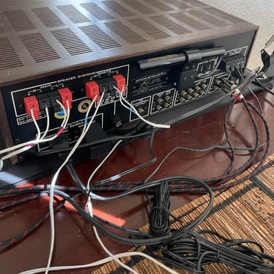 Marantz 2250 B 1974-1976 - with Black Plate image 4