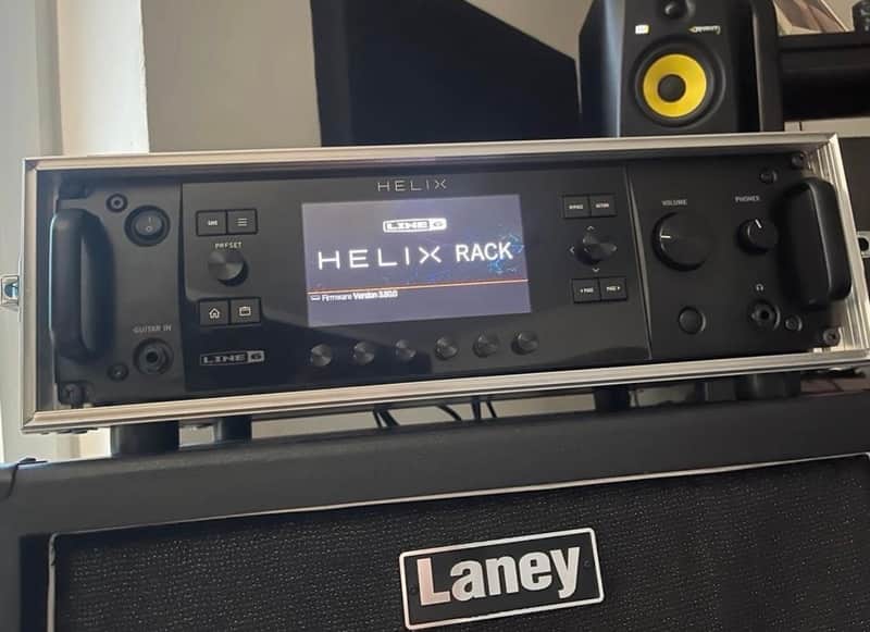 Line 6 Helix Rack 2016 - Present - Black image 1