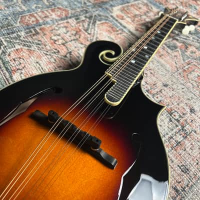 The Loar LM-600-VS W/ Case image 4