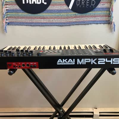 Akai MPK249 2014 - Present - Black image 9