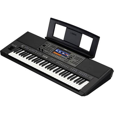 Yamaha PSRX920 61-Key High-End Arranger Keyboard. Includes PA300C Power Adapter image 6