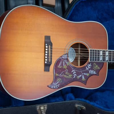 2007 Gibson USA Hummingbird Acoustic - in Honeyburst image 14