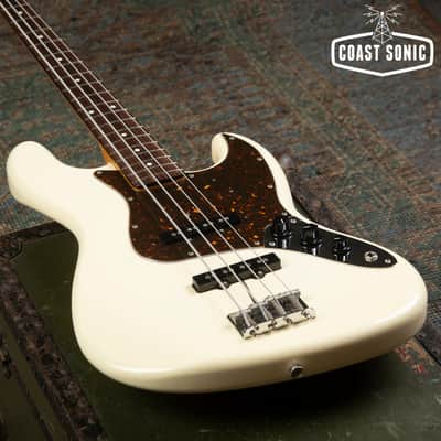 2010 Fender '62 Reissue Jazz Bass JB62 Made in Japan - Vintage White image 6