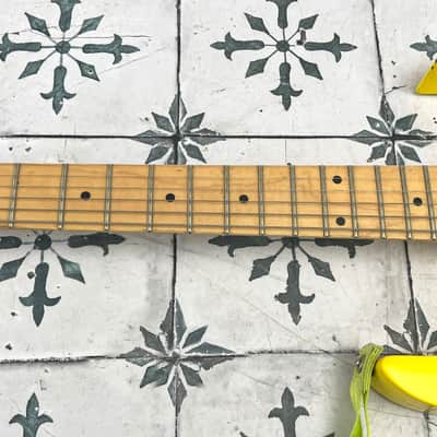 Ibanez RG350M-YE Standard • Yellow • 2010 • 7.9 lb image 4