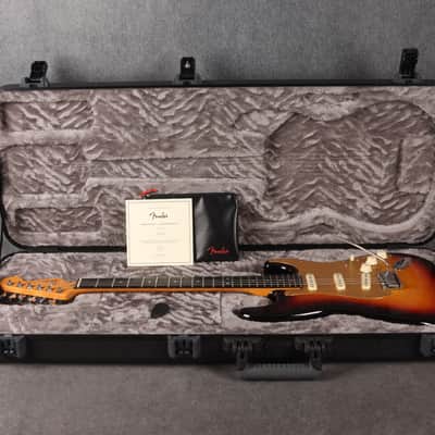 Fender American Ultra II Stratocaster Ebony Ultraburst - 2nd Hand image 18