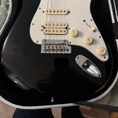 Fender American Standard Stratocaster HSS with Maple Fretboard 2008 - 2015 Black image 2