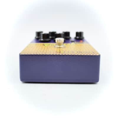 Tech21 SansAmp British With Original Box Made in U.S.A. Distortion Guitar Effect Pedal 319177 image 9