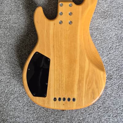 G&L L-2500 USA made 5 string bass image 3