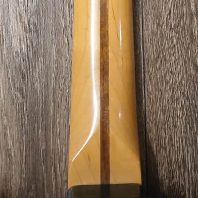 Fender Highway One Stratocaster with Rosewood Fretboard 2002 - 2003 - Teal Green Transparent image 10