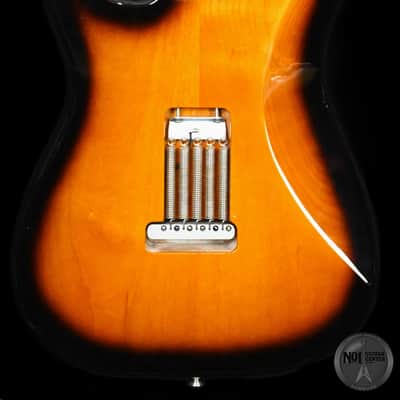 Fender Eric Johnson Thinline Stratocaster from 2018 in Sunburst with Hardcase image 7