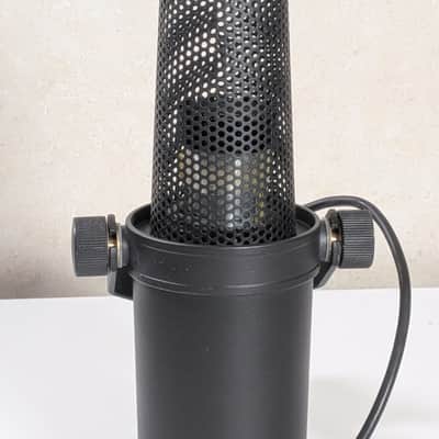 Authentic Shure SM7B Dynamic Microphone Cardiod Black Complete with Accessories image 10