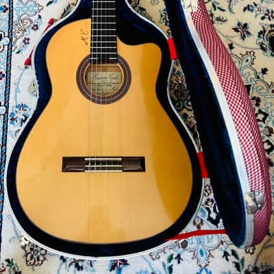 Mariano Conde (Conde Hermanos) Pozuelo Media Luna 2017 - rare flamenco guitar in traditional style, with modern specs image 1