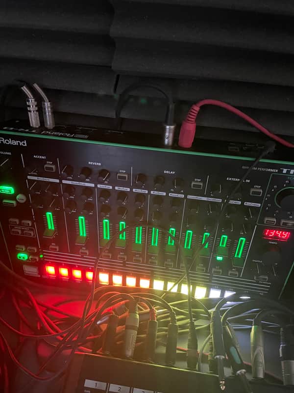 Roland AIRA TR-8 Rhythm Performer Drum Machine 2014 - Present - Black image 1