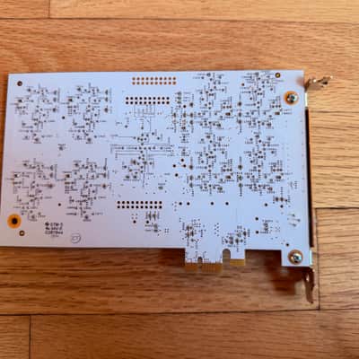 Universal Audio UAD-2 OCTO Core PCIe DSP Accelerator Card 2012 - Present - White image 2