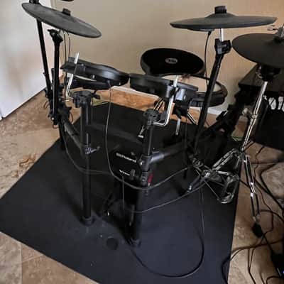 Roland TD-17KVX V-Drum Kit with Mesh Pads image 2