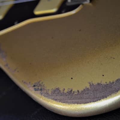 American Fender Jazzmaster Relic  Custom  Nitro Gold Sparkle G&G Case image 13