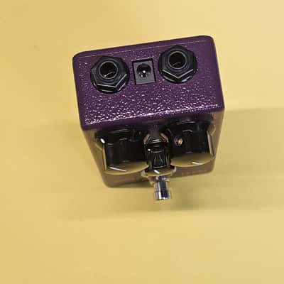 Analogman Prince Of Tone - Red image 5